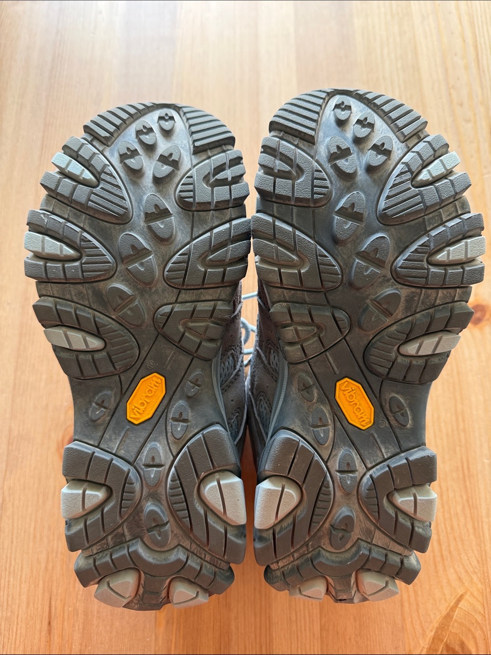 Merrell Moab 3 Mid Waterproof Hiking Boots - Women’s 8 - Picture 5 of 7
